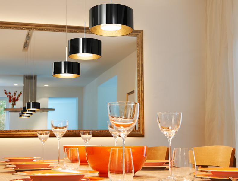 Lumière d'ambiance pour les tables de salle à manger et de conférence